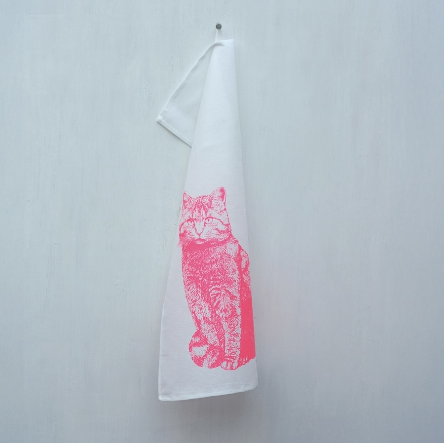 Geschirrtuch Wildkatze Neonpink FROHSTOFF – Bild 2